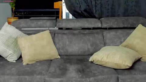 SANTI  independent model online show from February 22, 1:33 am