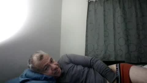 Snapshot of dominicanorico chatting on December 13, 2:54 am luis online show from December 13, 2:54 am