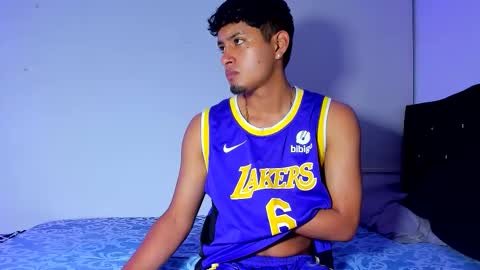  Dominic  online show from February 1, 11:47 pm