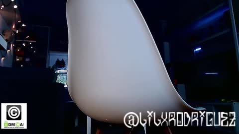 Snapshot of dondehaypelohayalegria chatting on January 23, 4:05 pm I DIGZ .K.. D .K.. PIG PPP online show from January 23, 4:05 pm