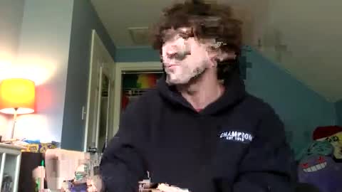 donutking42069 online show from May 22, 5:40 pm