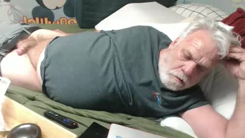 cummingdoouug online show from June 9, 10:28 am