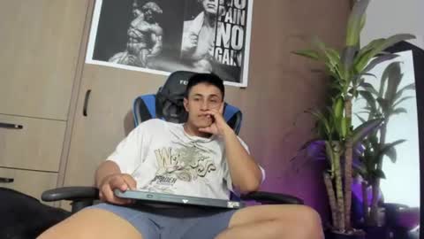 dorman_boy online show from July 23, 2:42 am