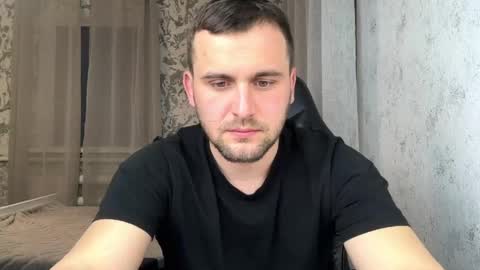 douglas_666 online show from April 15, 6:41 pm