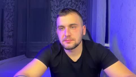 douglas_666 online show from December 3, 9:10 pm