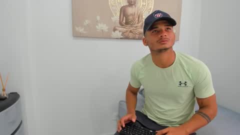 douglas_dotado online show from February 3, 5:18 pm