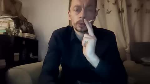 doveyfinn88 online show from December 15, 3:14 am