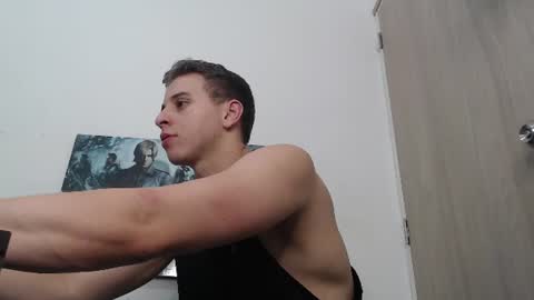 draco_boy2000 online show from July 2, 12:31 am