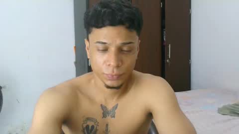 Snapshot of drake_the_kingmaster chatting on February 24, 8:25 pm ig kingmaster777 online show from February 24, 8:25 pm