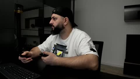 DravenPeak online show from March 9, 6:24 pm