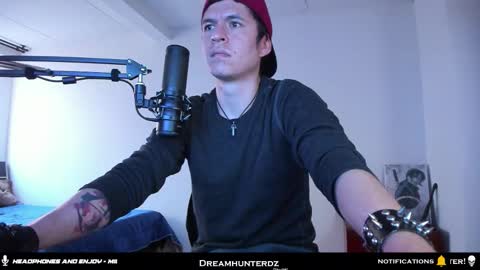 Your lord. - ONLINE  1500 Pm to 2100 Pm - New York Hour online show from December 15, 10:40 pm