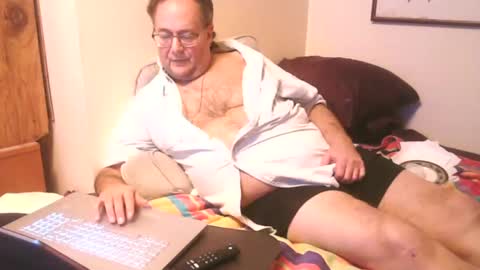 Snapshot of drfeelgood777 chatting on January 20, 3:15 am Dr. Feelgood online show from January 20, 3:15 am