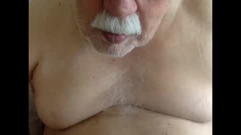 drnick069 online show from February 7, 3:51 pm