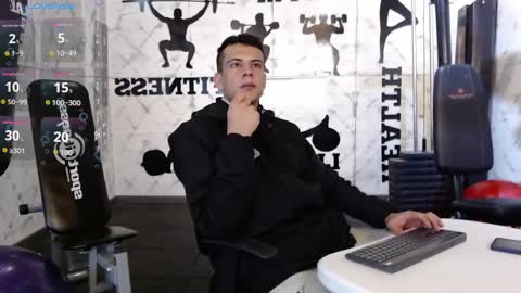 Snapshot of dustin_sonne chatting on January 20, 3:37 am Dustin Sonne online show from January 20, 3:37 am