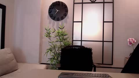 Snapshot of dustin_sonne chatting on January 3, 3:38 am Dustin Sonne online show from January 3, 3:38 am