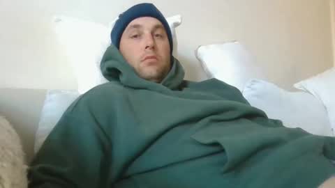 dustyroy09 online show from October 13, 11:00 pm