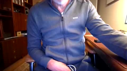 Submiisve Dutch online show from October 3, 6:18 am