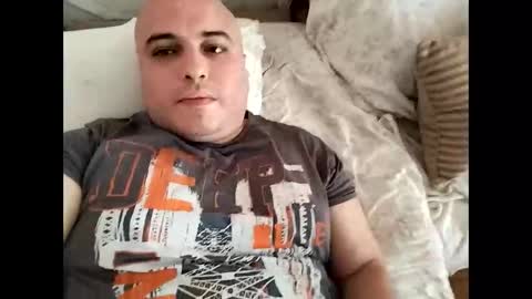 Snapshot of dwizziz chatting on September 23, 9:41 am Ivan online show from September 23, 9:41 am