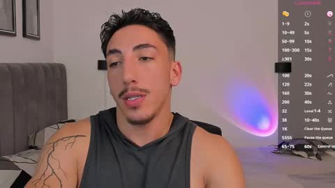 Snapshot of dylan_spencer chatting on February 10, 10:30 pm Bryan model independient online show from February 10, 10:30 pm