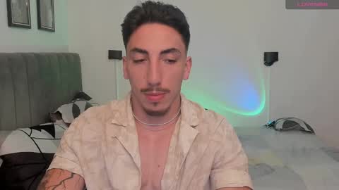 Snapshot of dylan_spencer chatting on January 24, 7:18 pm Bryan model independient online show from January 24, 7:18 pm