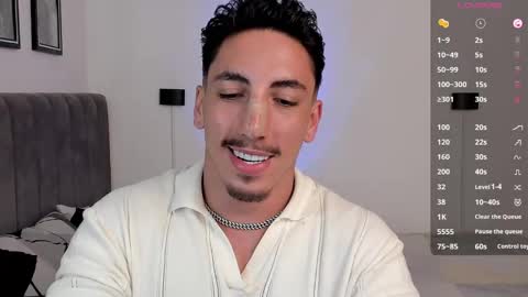 Snapshot of dylan_spencer chatting on February 24, 10:14 pm Bryan model independient online show from February 24, 10:14 pm