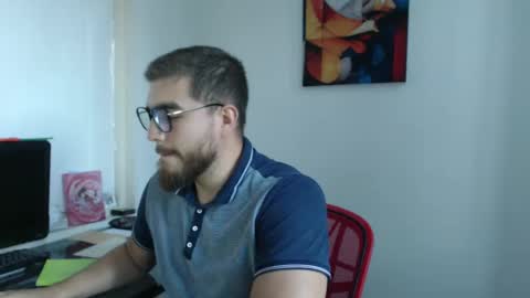 Snapshot of dylanhot10 chatting on September 10, 10:30 pm dylanhot10 online show from September 10, 10:30 pm