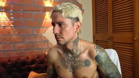 D Y L A N online show from October 12, 12:59 am