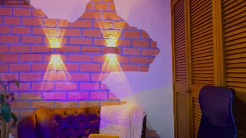 D Y L A N online show from January 19, 3:09 am