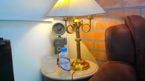 D Y L A N online show from March 1, 12:28 am