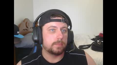 Snapshot of dylboi47 chatting on October 13, 8:37 pm dylboi47 online show from October 13, 8:37 pm