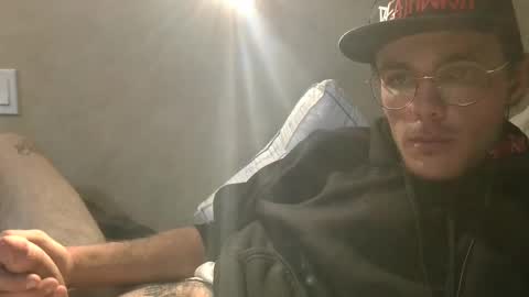 dylp400 online show from March 8, 11:22 am