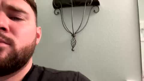 eaeyboi2222 online show from November 15, 5:31 am