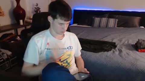 Alex online show from March 8, 2:04 am