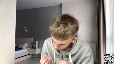 echowraith online show from November 26, 8:39 am