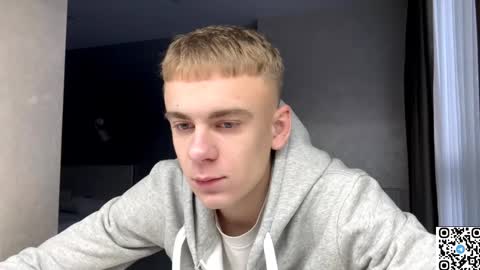 echowraith online show from November 18, 7:01 am