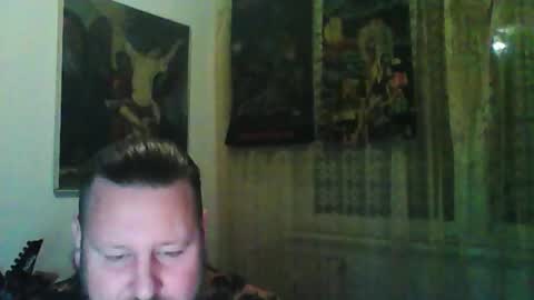 Edward online show from November 26, 7:06 pm