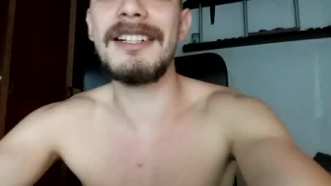 Snapshot of eden_glock chatting on December 18, 12:32 am Hey my name is Eden follow me IG ede glock online show from December 18, 12:32 am