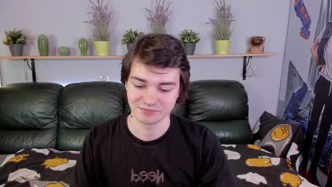Snapshot of edgar_luck chatting on February 6, 2:44 am Edgar online show from February 6, 2:44 am