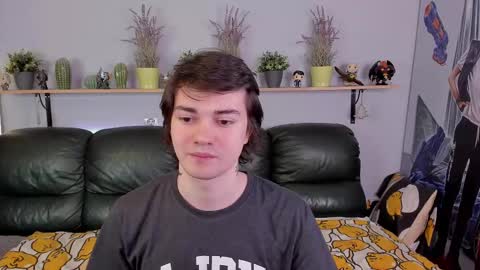Snapshot of edgar_luck chatting on February 28, 3:48 am Edgar online show from February 28, 3:48 am