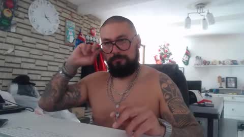 edgarram83 online show from December 5, 5:20 pm