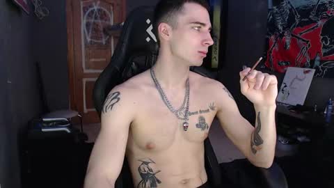 Eduar online show from February 7, 11:39 am