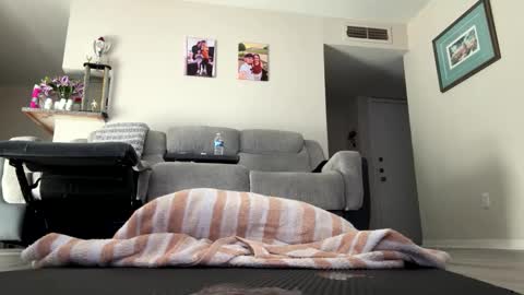 edward2736 online show from September 26, 2:59 pm