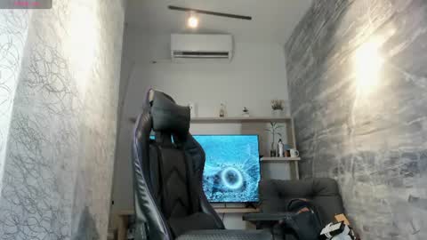 Edward Ross online show from July 6, 7:05 pm