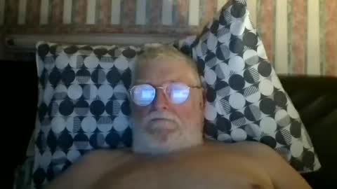 eketman1964 online show from January 17, 12:24 am