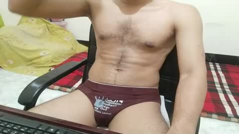 Snapshot of ekzxoxo chatting on March 9, 10:41 pm Ekz online show from March 9, 10:41 pm