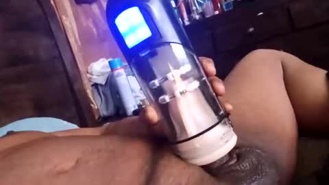 Snapshot of el_santo18 chatting on December 28, 11:41 am Santos online show from December 28, 11:41 am