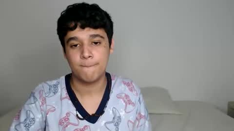 elandor online show from November 3, 7:59 pm