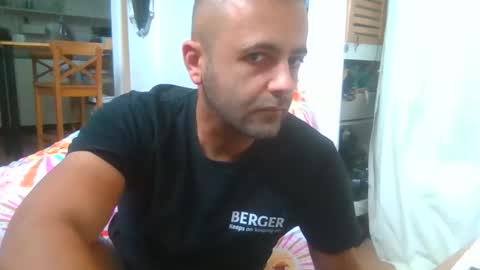 daniel18cmx online show from November 17, 2:14 am