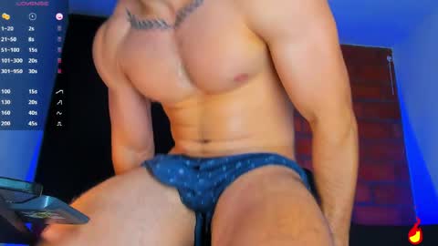 eliam_topson online show from May 31, 11:49 pm