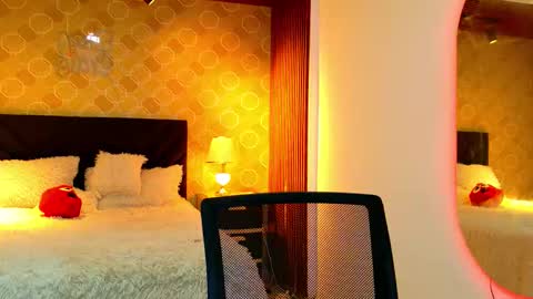 Elian online show from February 18, 1:15 am